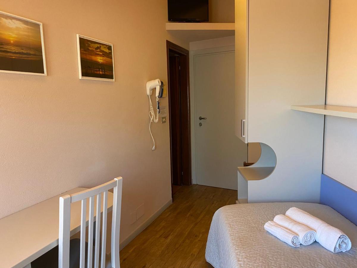 Hotel Moderno - Bed & Breakfast Cervia Luaran gambar