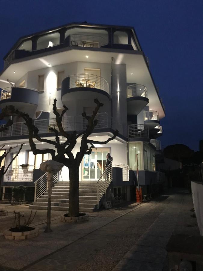 Hotel Moderno - Bed & Breakfast Cervia Luaran gambar
