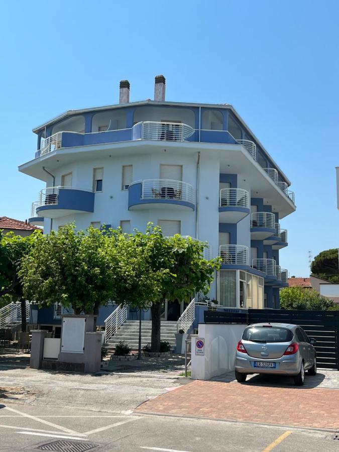 Hotel Moderno - Bed & Breakfast Cervia Luaran gambar