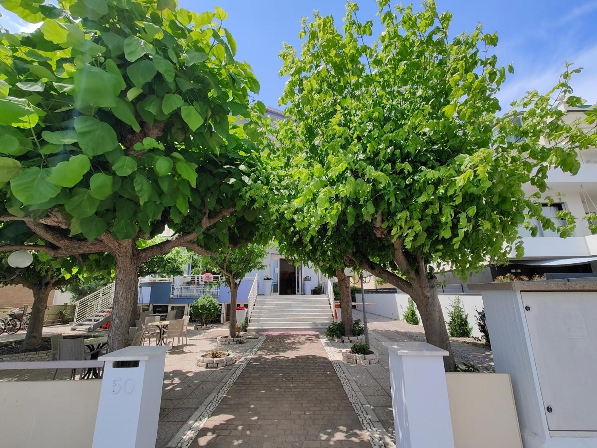 Hotel Moderno - Bed & Breakfast Cervia Luaran gambar
