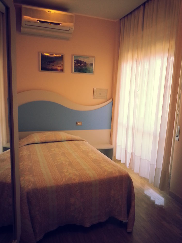 Hotel Moderno - Bed & Breakfast Cervia Luaran gambar
