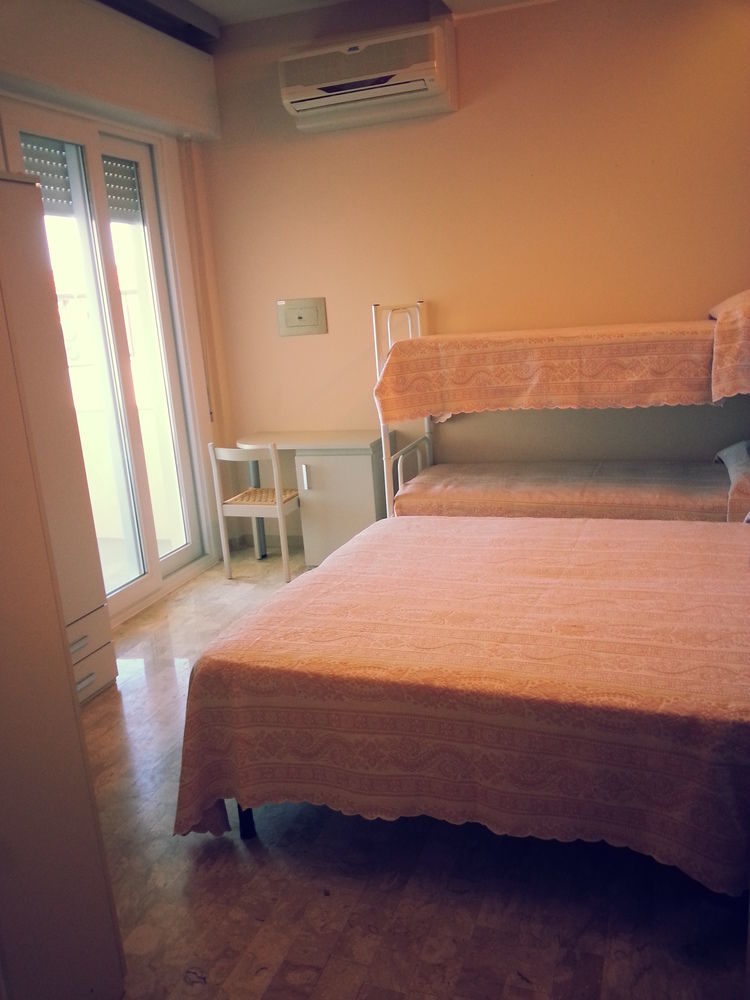 Hotel Moderno - Bed & Breakfast Cervia Luaran gambar