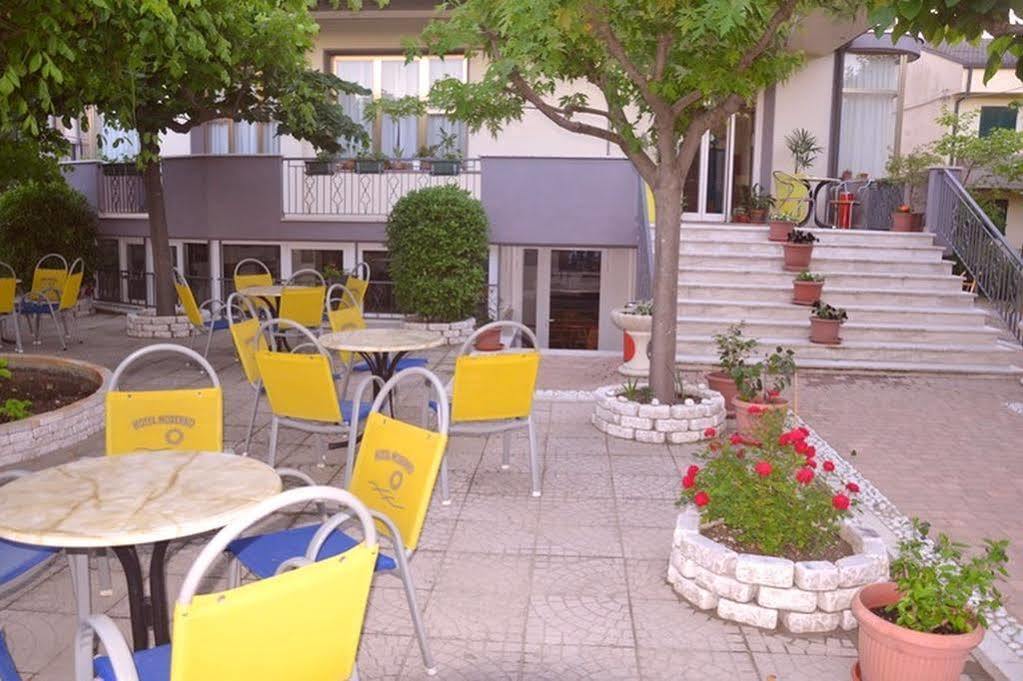 Hotel Moderno - Bed & Breakfast Cervia Luaran gambar